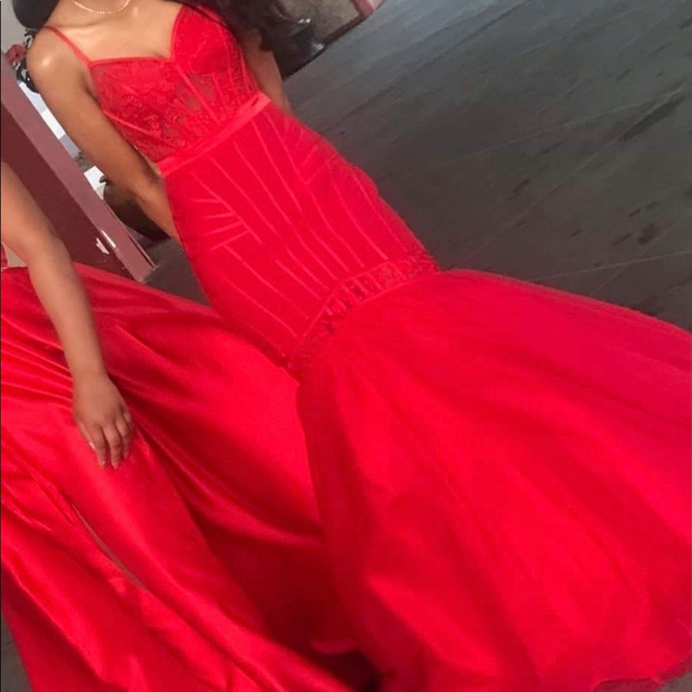 Elle Wilde Red Prom Dress - Picture 5 of 5